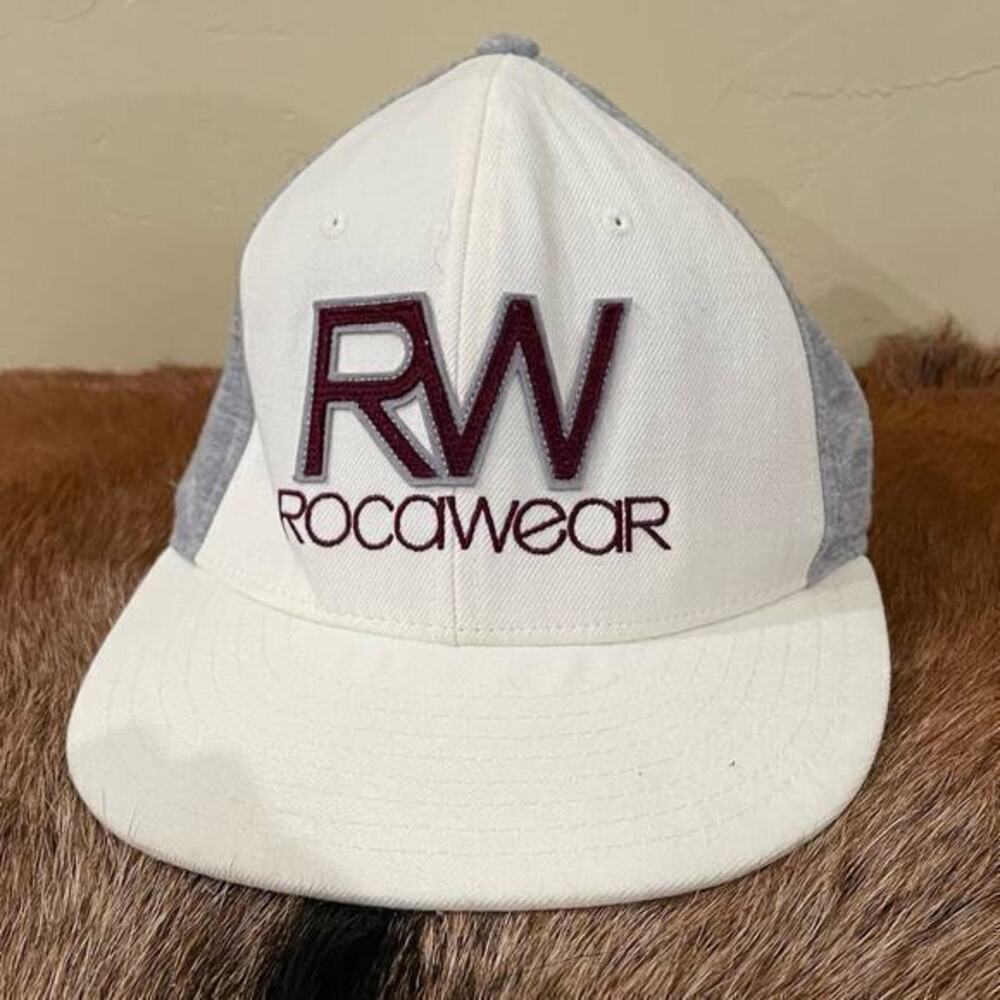 Rocawear Fitted Baseball Hat Cream Maroon Grey Jersey Embroidered‎ 7 1/4 Jay Z